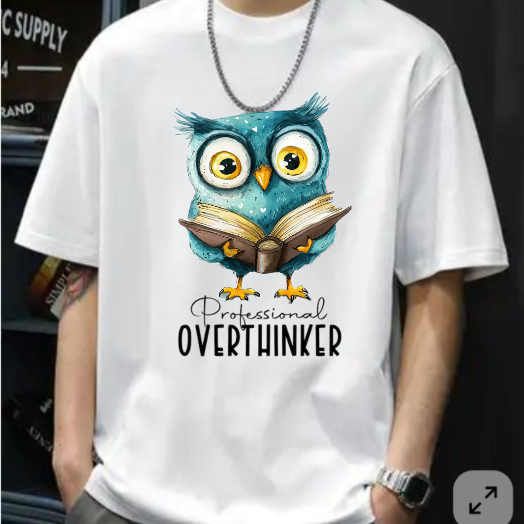 PROFESSIONAL OVERTHINKER UNISEX OVERSIZED T-SHIRT