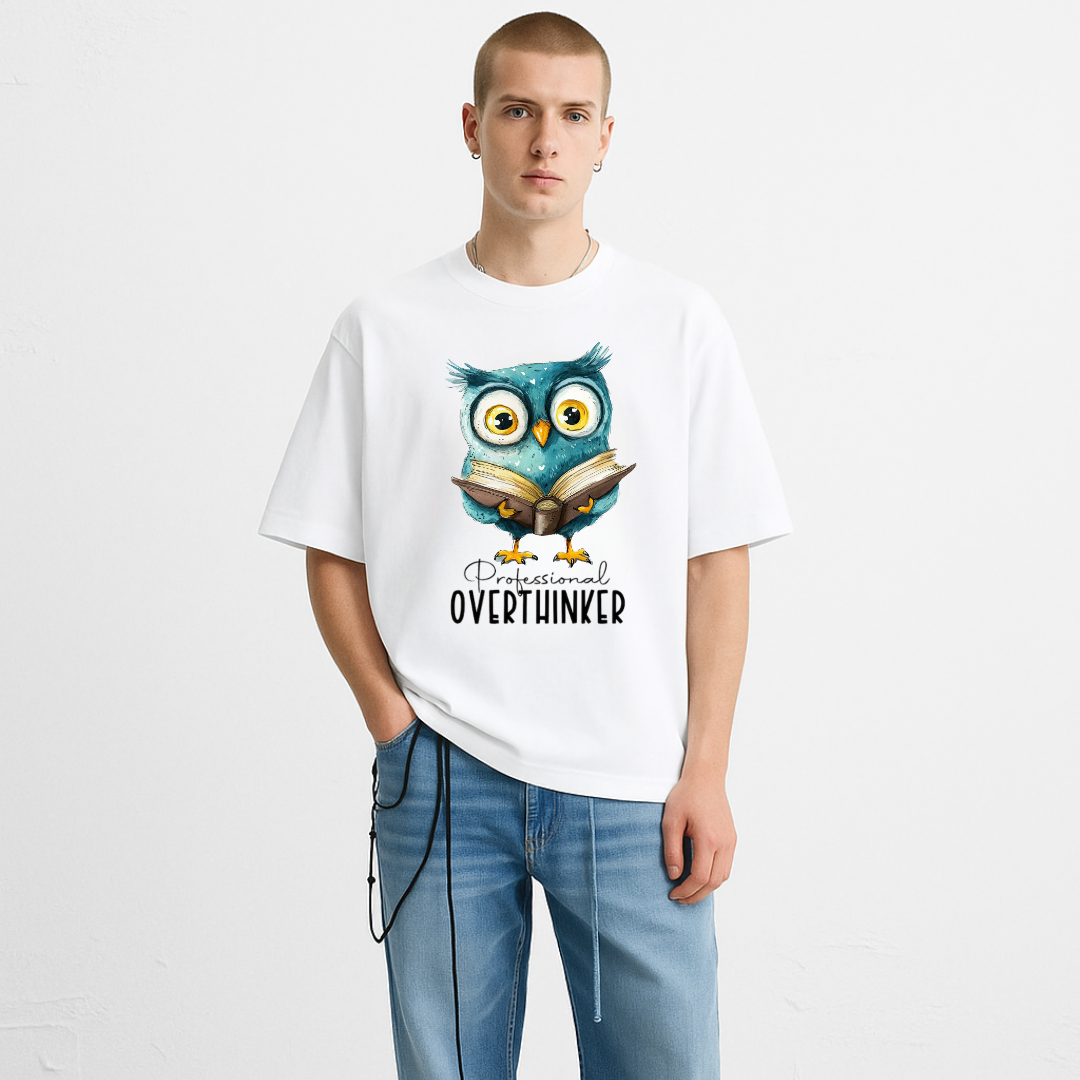 PROFESSIONAL OVERTHINKER UNISEX OVERSIZED T-SHIRT
